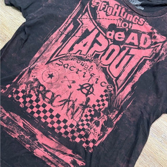 Y2K Tapout Shirt - Picture 2 of 4